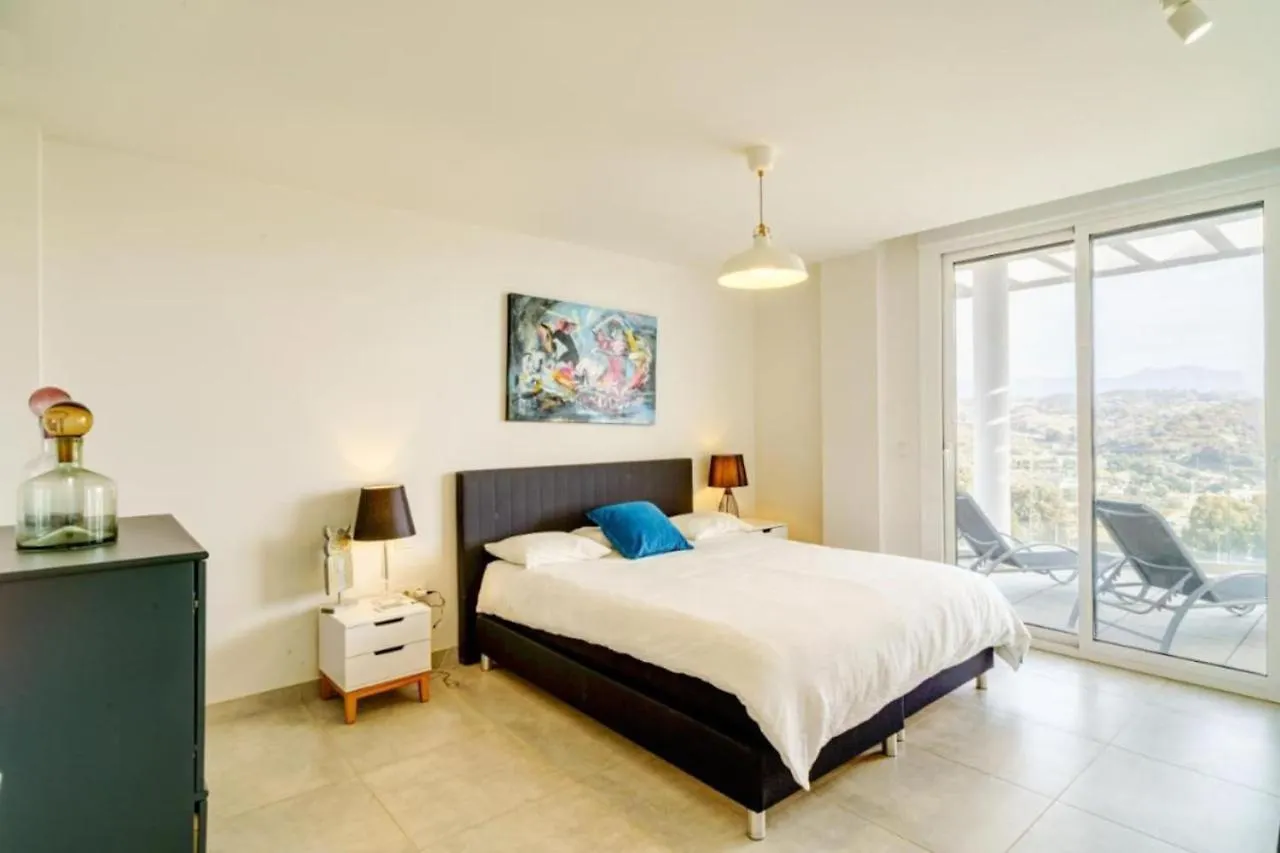 Stunning 2 Bed, 2 Bath Getaway Apartment La Cala De Mijas Spain